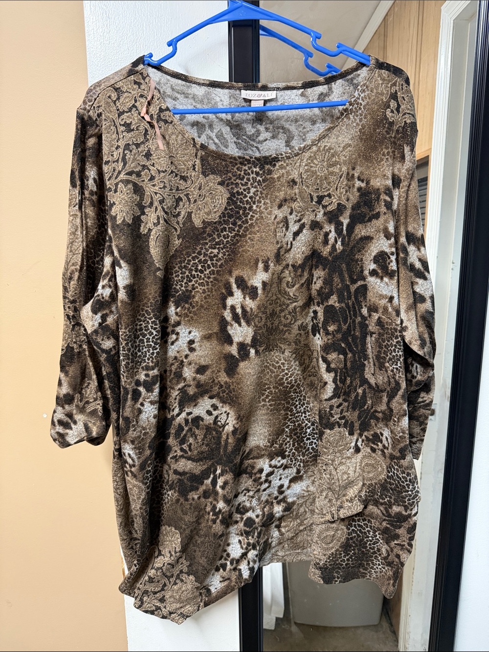 Roz & Ali Brown and Black Mixed-Print Tunic Top